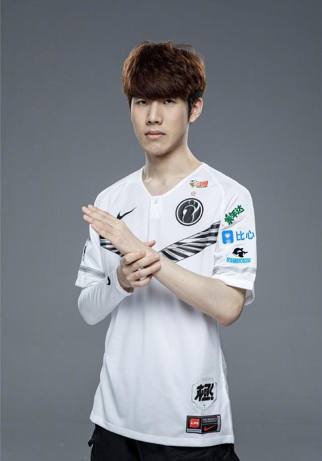 吧友们印象中有哪些一直营销 实际个人成绩和实力完全没有的选手