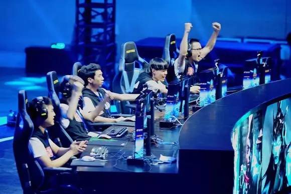 【战报】2025MSI季中冠军赛对抗赛Day3综述：RNG爆冷不敌PSG